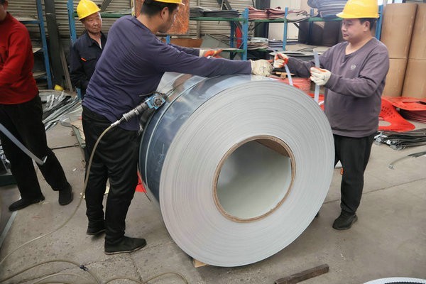 Colored coated aluminum plate